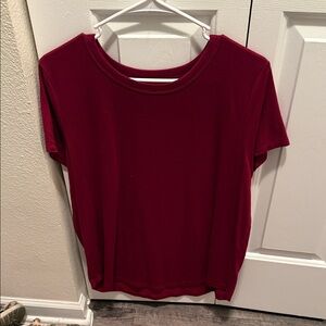 SO Women's Burgundy Short Sleeve Top